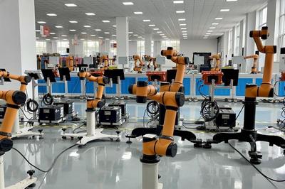 引領(lǐng)技術(shù)突破，推動(dòng)產(chǎn)業(yè)規(guī)模化發(fā)展——遨博機(jī)器人在智能機(jī)器人研發(fā)領(lǐng)域的探索與實(shí)踐